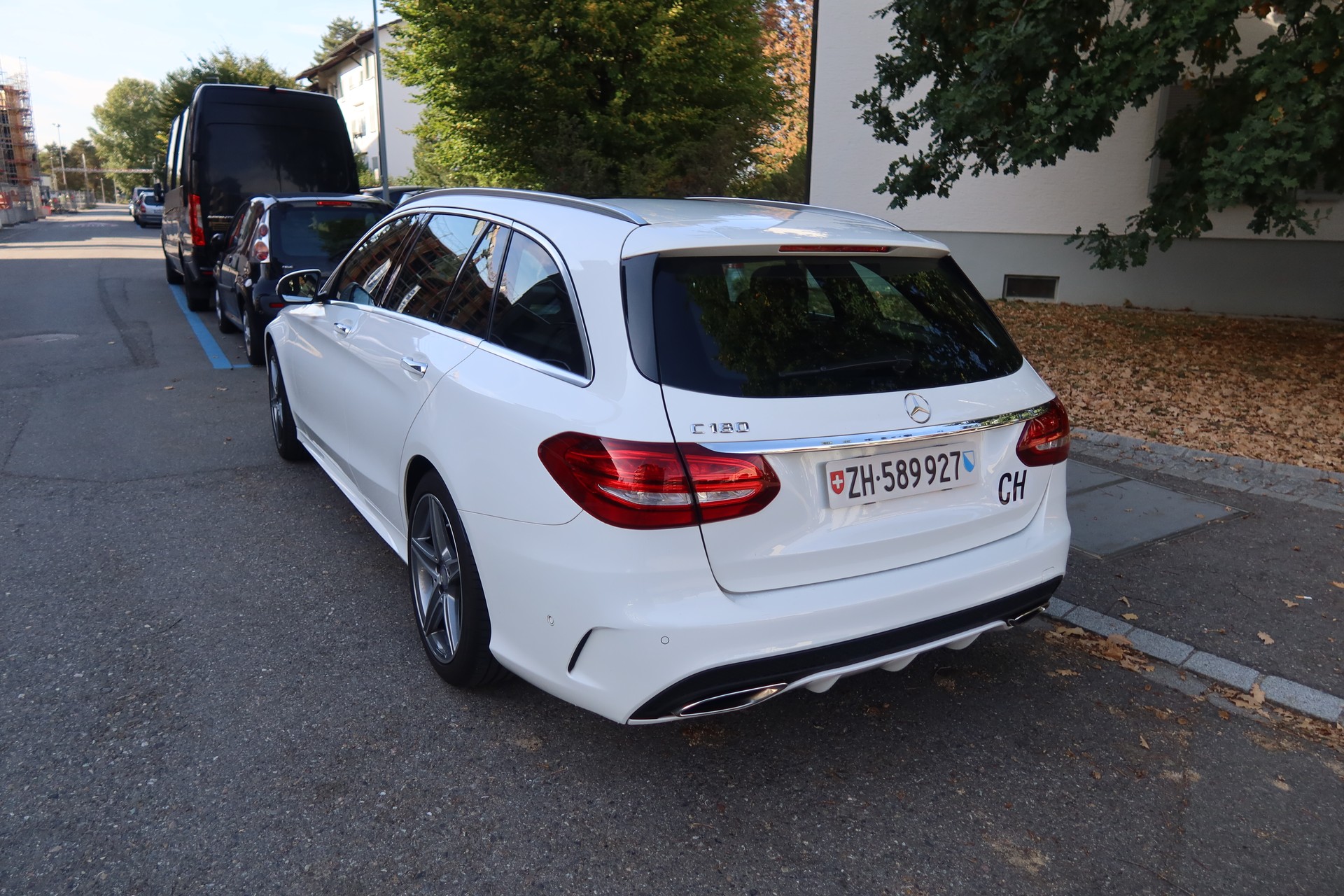 MERCEDES-BENZ C 180 AMG Line-image-2