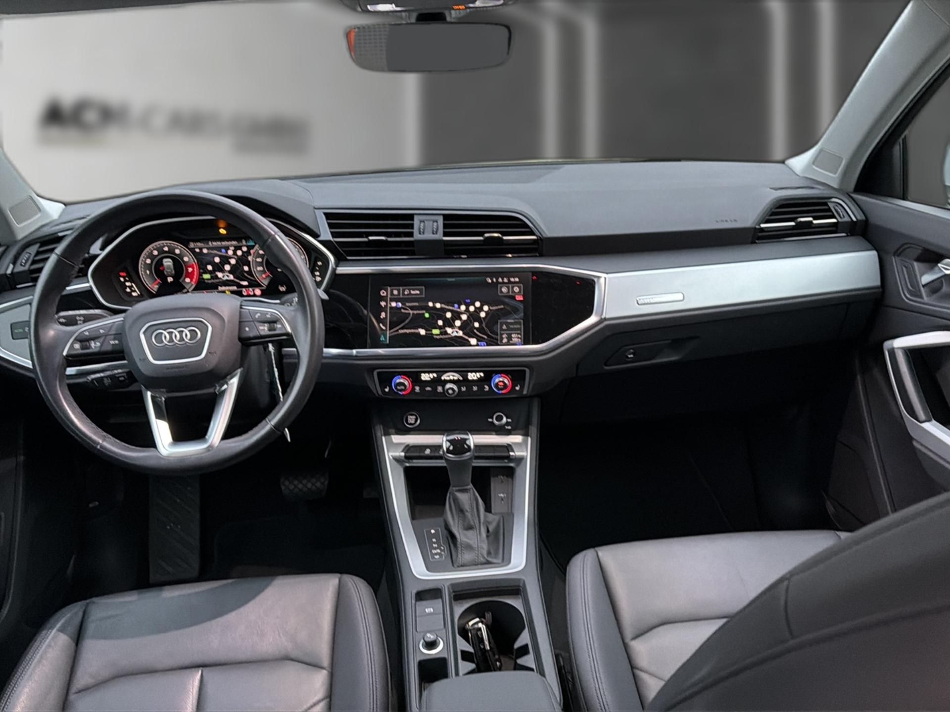 AUDI Q3 35 TFSI Attraction S-tronic-image-13