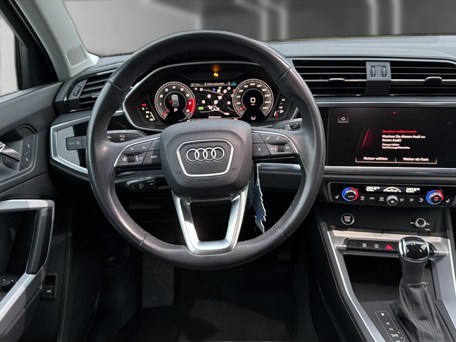 AUDI Q3 35 TFSI Attraction S-tronic-image-12