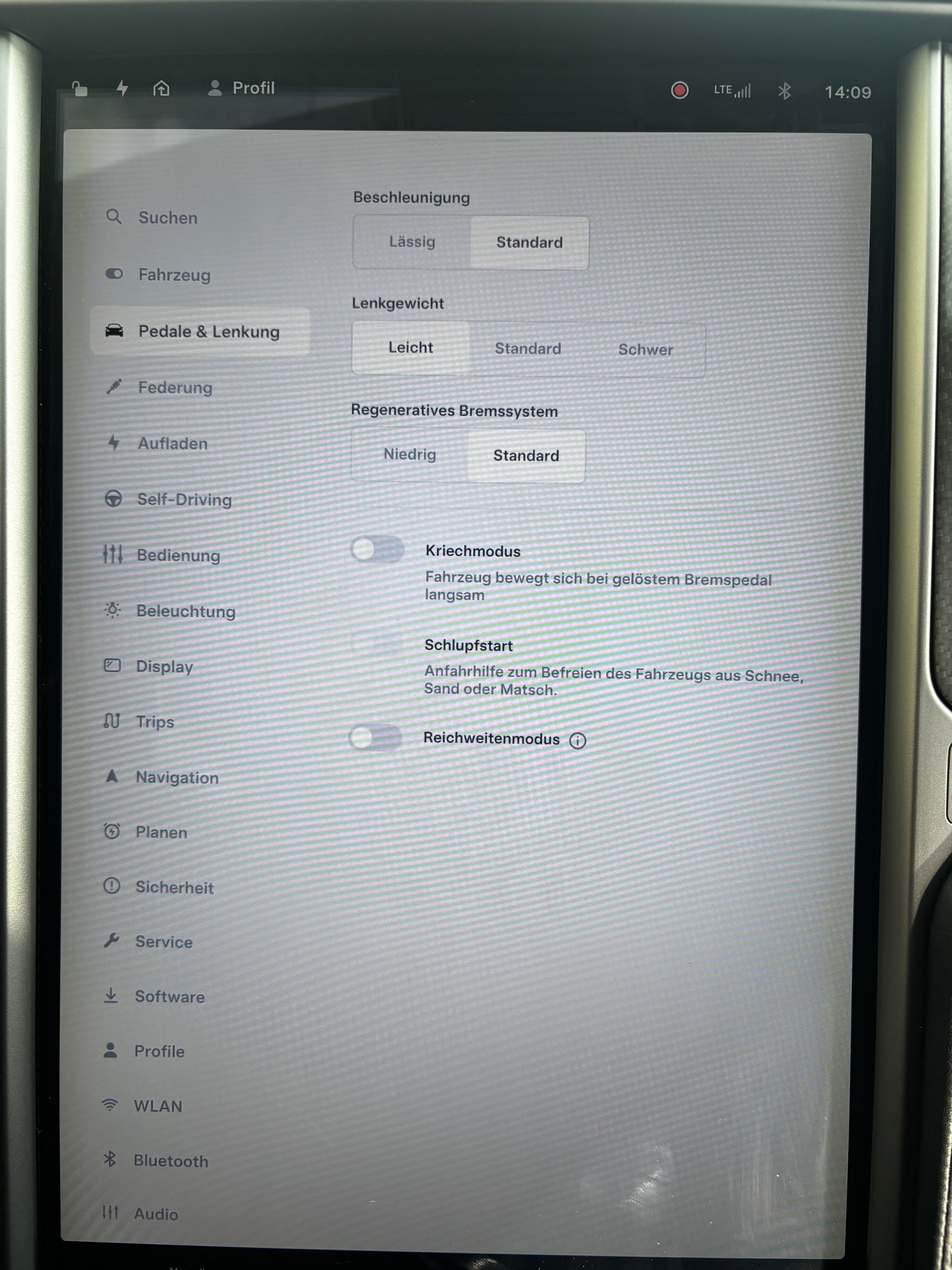 TESLA Model S 100 D-image-29