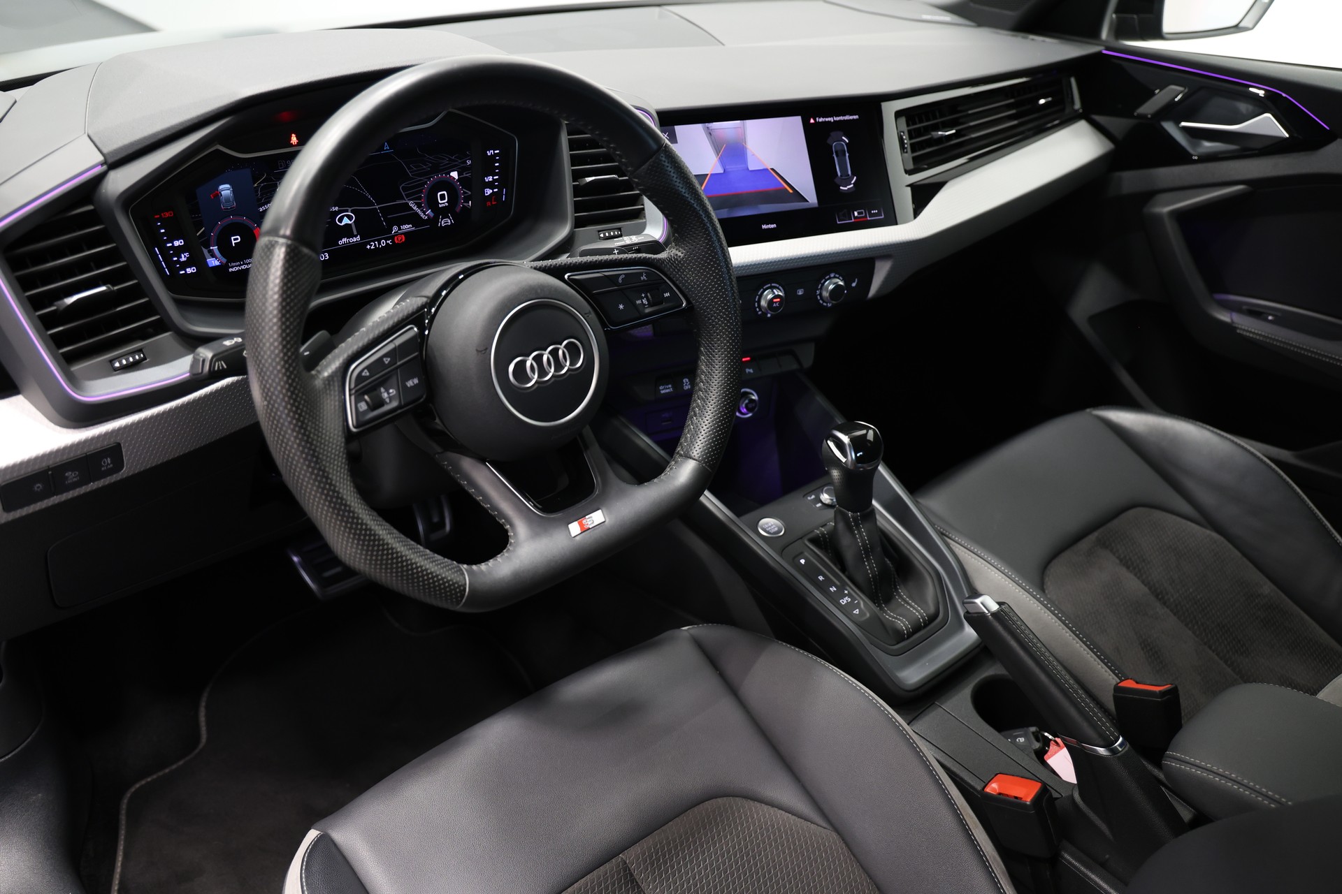 AUDI A1 Sportback 35 TFSI S Line S-tronic *CH-Fahrzeug*aus 1.Hand*-image-14