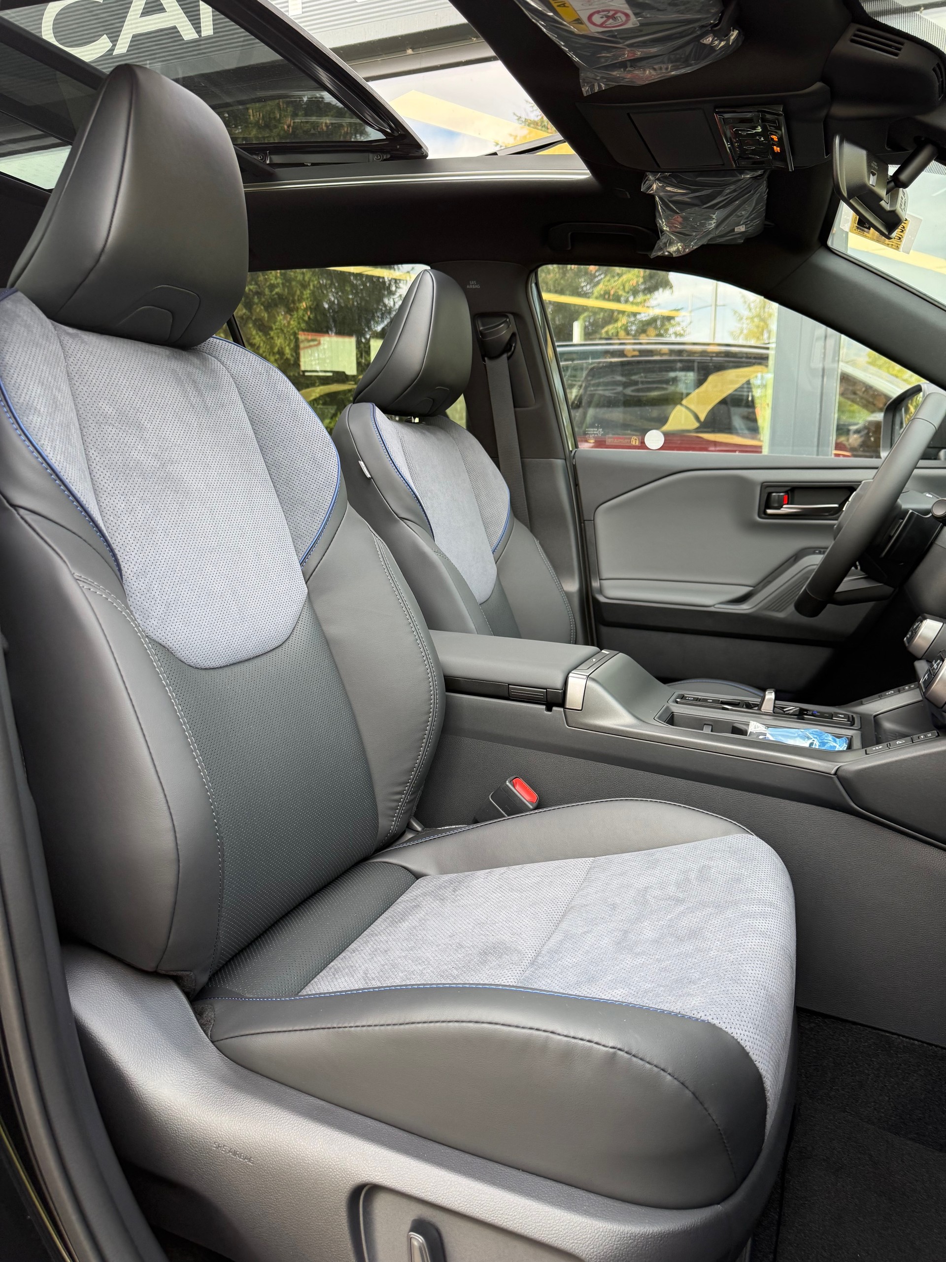 SUZUKI Across 2.5 Plug-in-Hybrid Compact Top E-CVT-image-9