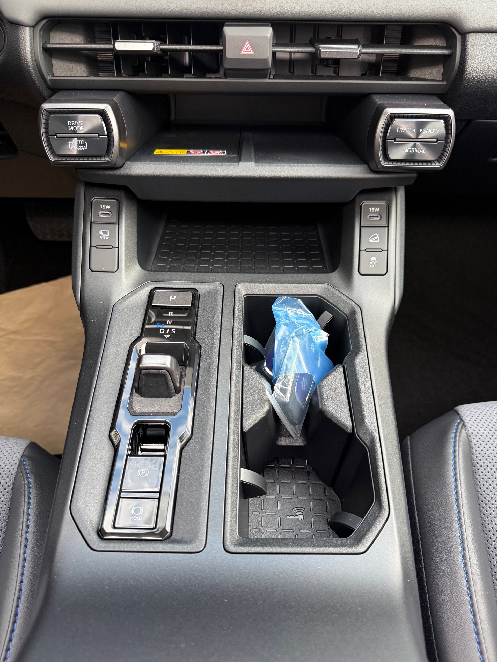 SUZUKI Across 2.5 Plug-in-Hybrid Compact Top E-CVT-image-13