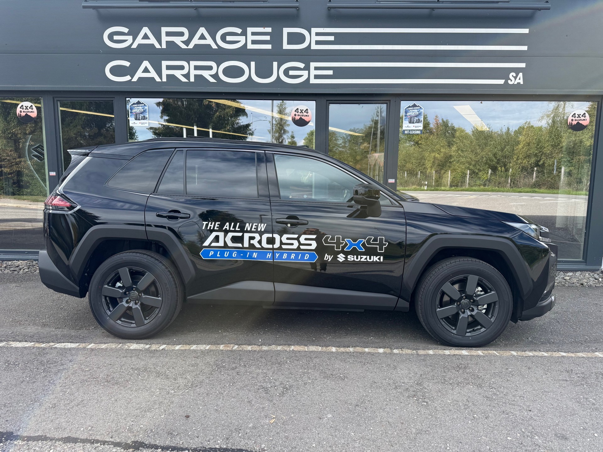 SUZUKI Across 2.5 Plug-in-Hybrid Compact Top E-CVT-image-6