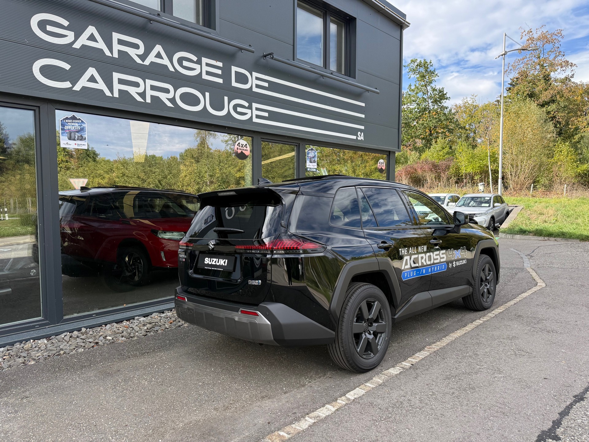 SUZUKI Across 2.5 Plug-in-Hybrid Compact Top E-CVT-image-5