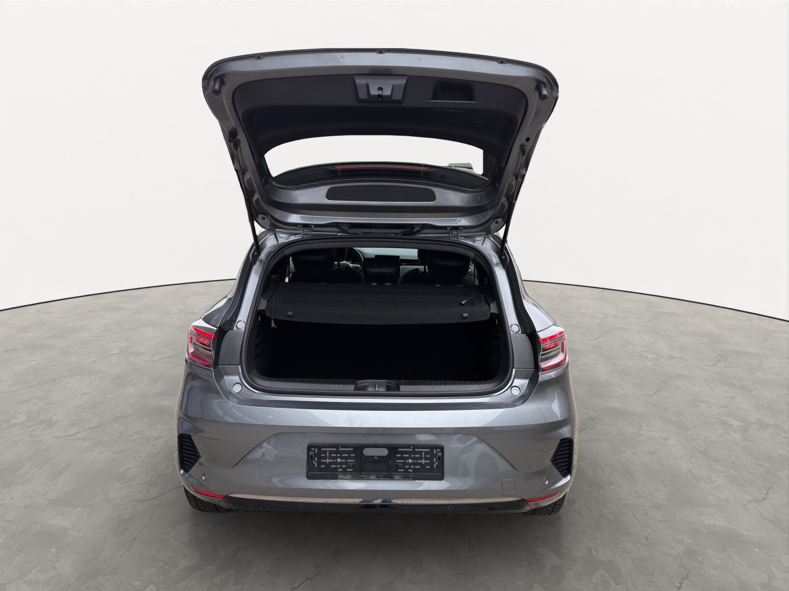RENAULT Clio 1.6 E-Tech Techno-image-17