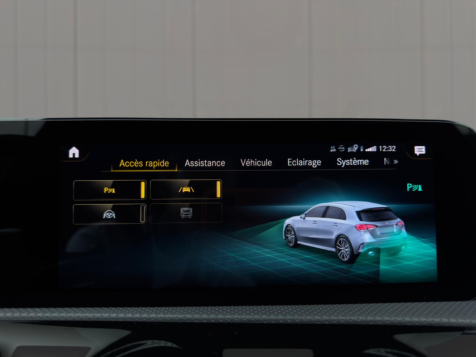 MERCEDES-BENZ A 35 AMG 4Matic Speedshift-image-26
