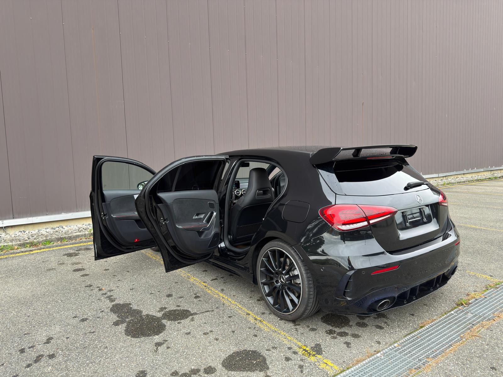 MERCEDES-BENZ A 35 AMG 4Matic Speedshift-image-8