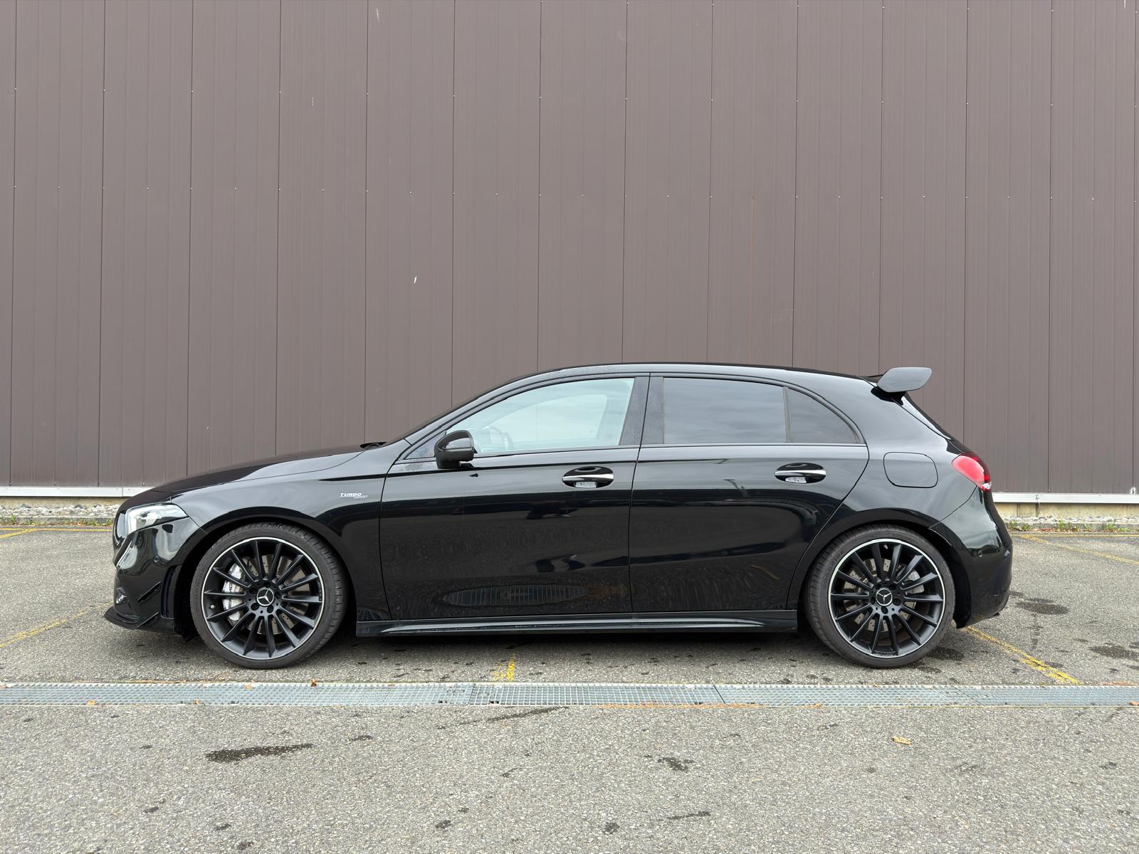 MERCEDES-BENZ A 35 AMG 4Matic Speedshift-showroom-element-3