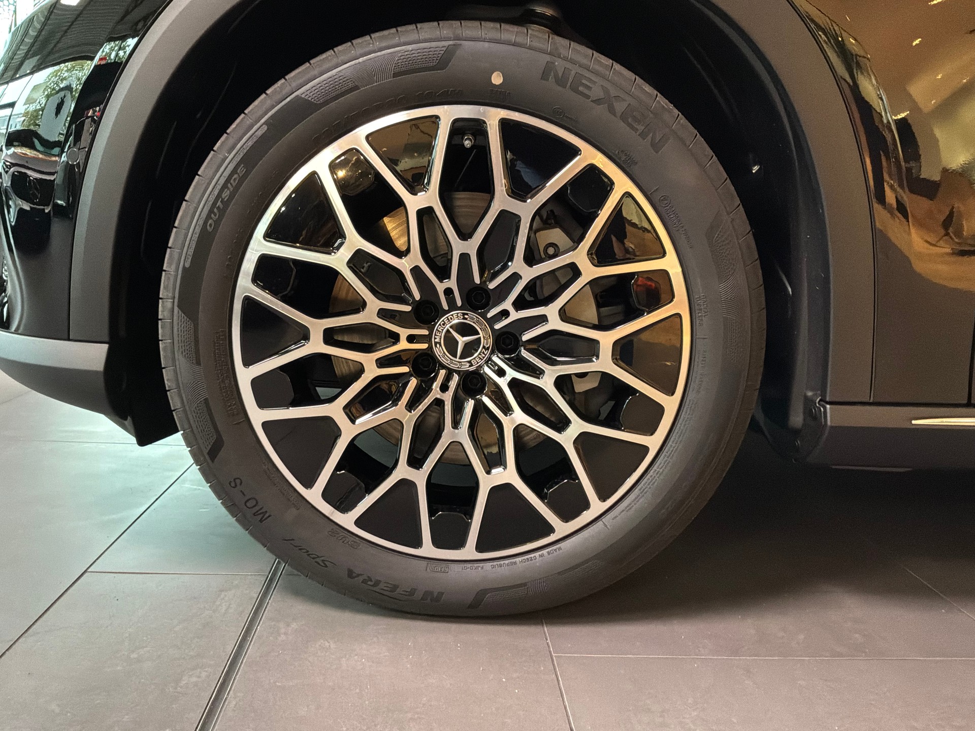 MERCEDES-BENZ GLC 300 4MATIC 85 kWh-image-5