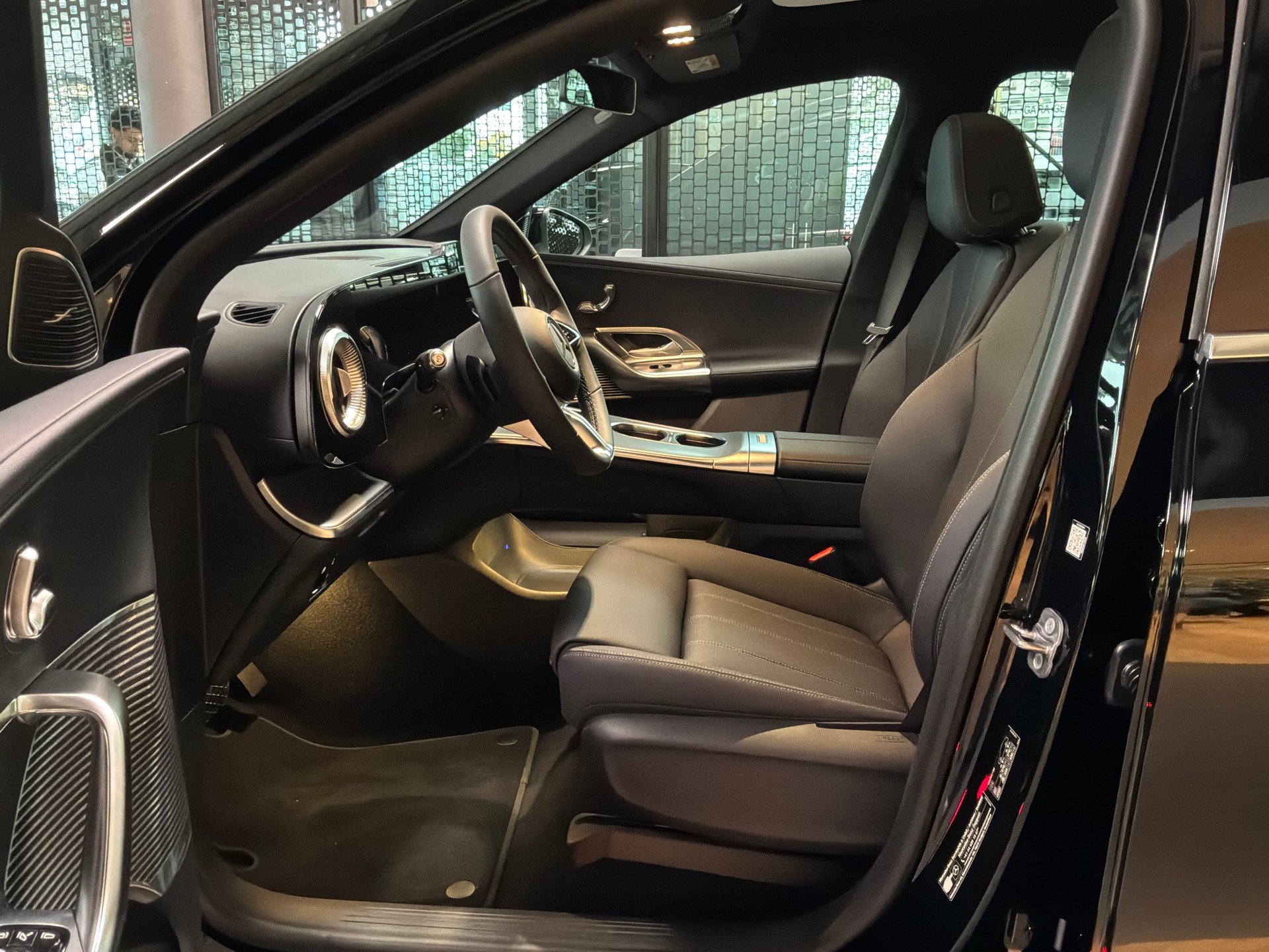 MERCEDES-BENZ GLC 300 4MATIC 85 kWh-image-8