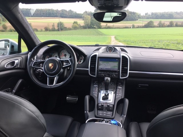 PORSCHE Cayenne GTS-image-8