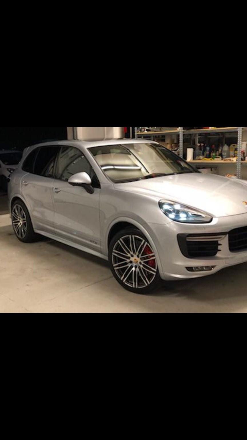 PORSCHE Cayenne GTS-image-11