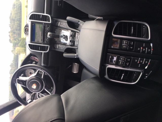PORSCHE Cayenne GTS-image-9