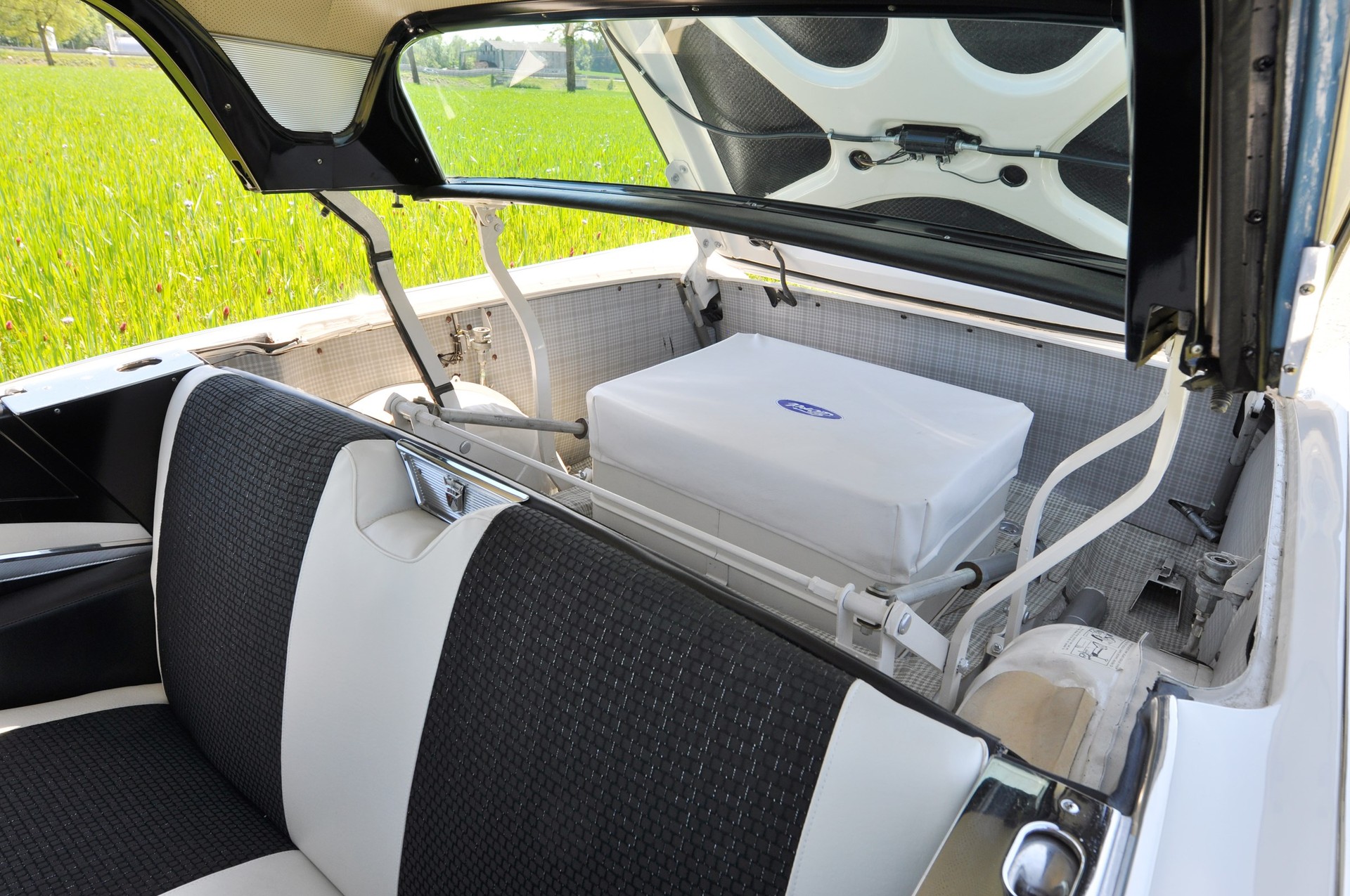 FORD FAIRLANE 500 Retractable Skyliner, Eintausch und Leasing möglich-image-16