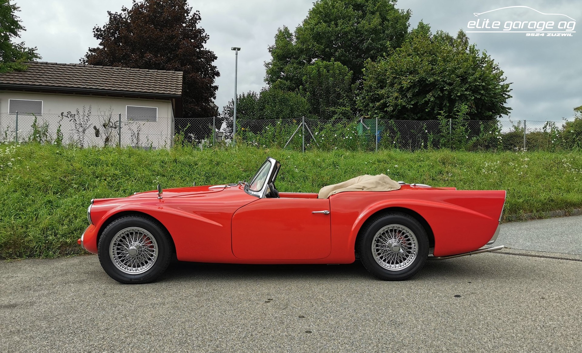 DAIMLER SP 250 V8 LHD-image-4