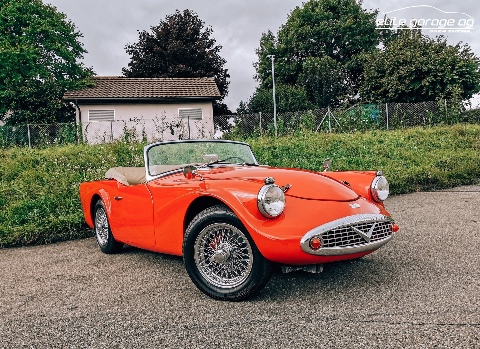 DAIMLER SP 250 V8 LHD-image-1