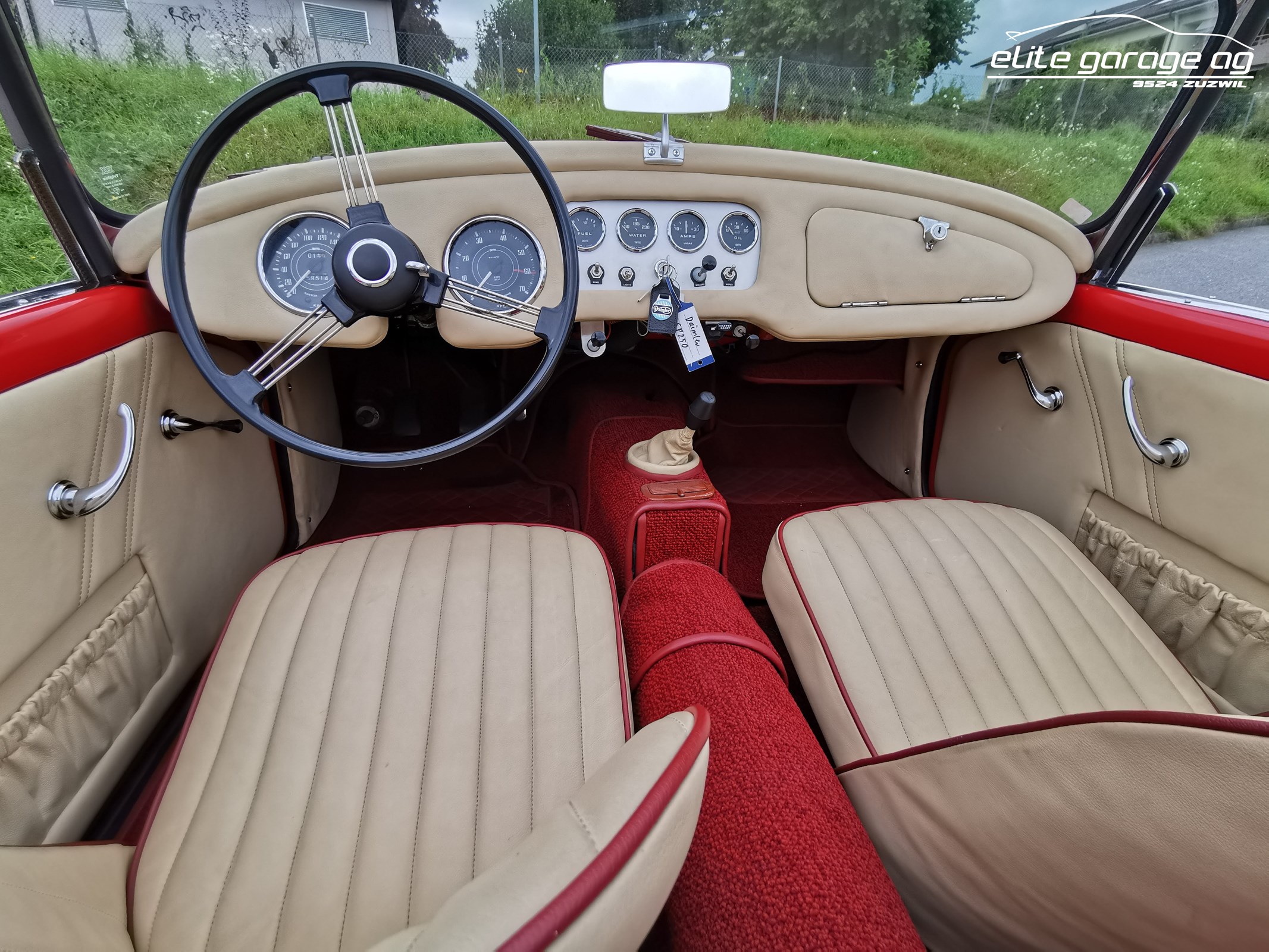 DAIMLER SP 250 V8 LHD Kaufen