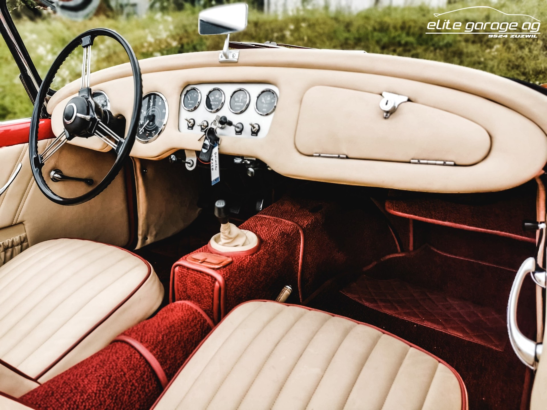 DAIMLER SP 250 V8 LHD-image-13