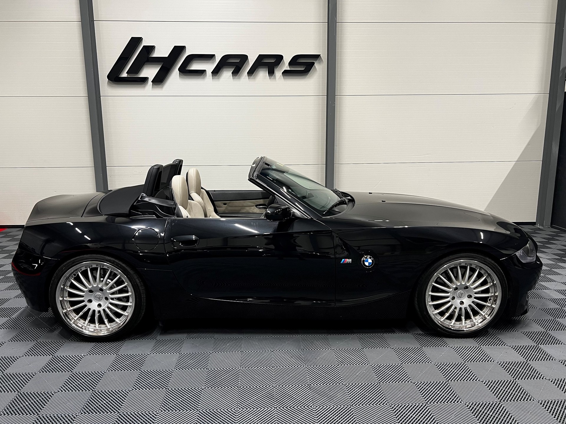 BMW Z4 M Roadster-image-5