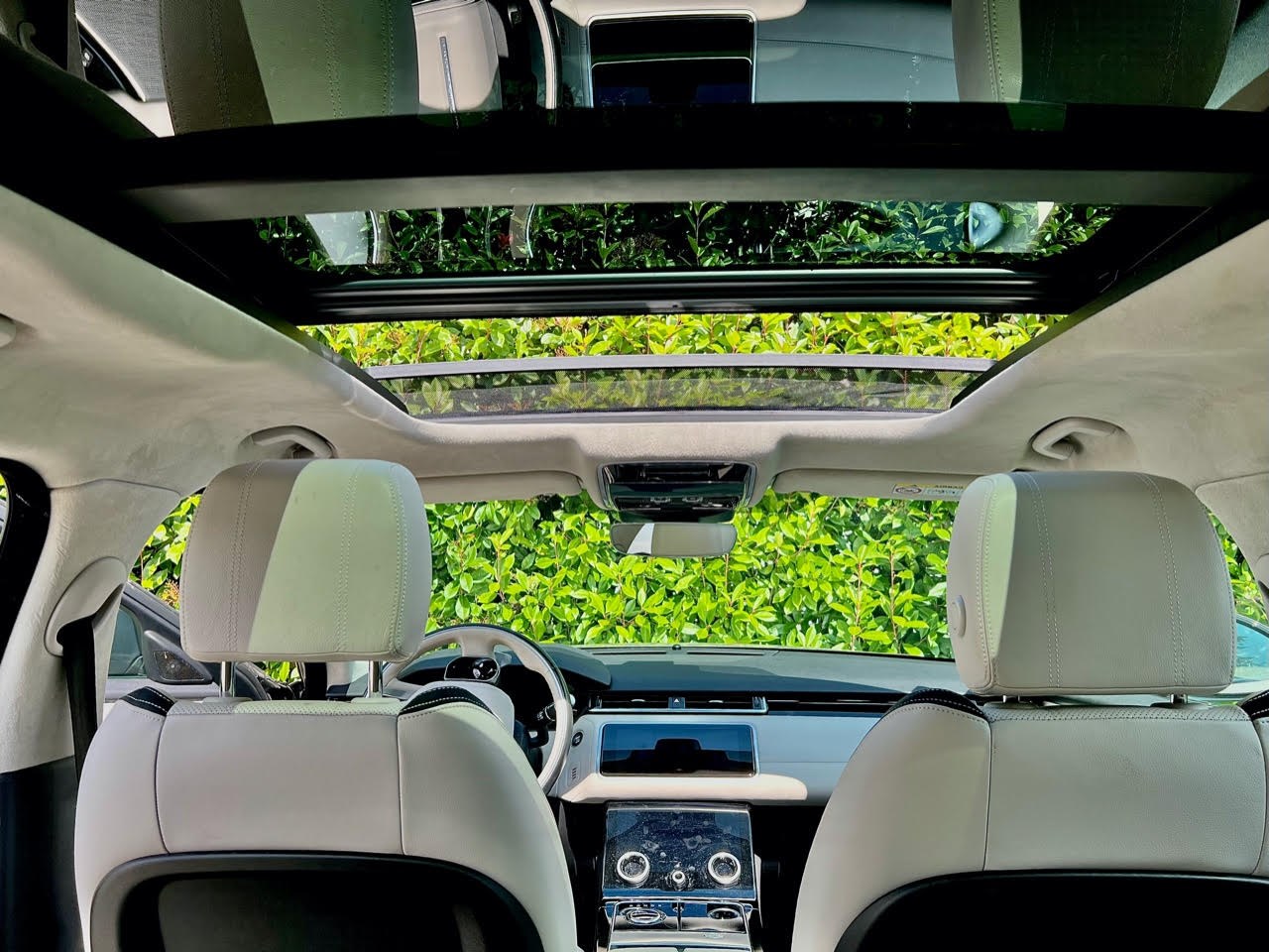 LAND ROVER Range Rover Velar P 300 S Automatic-image-6