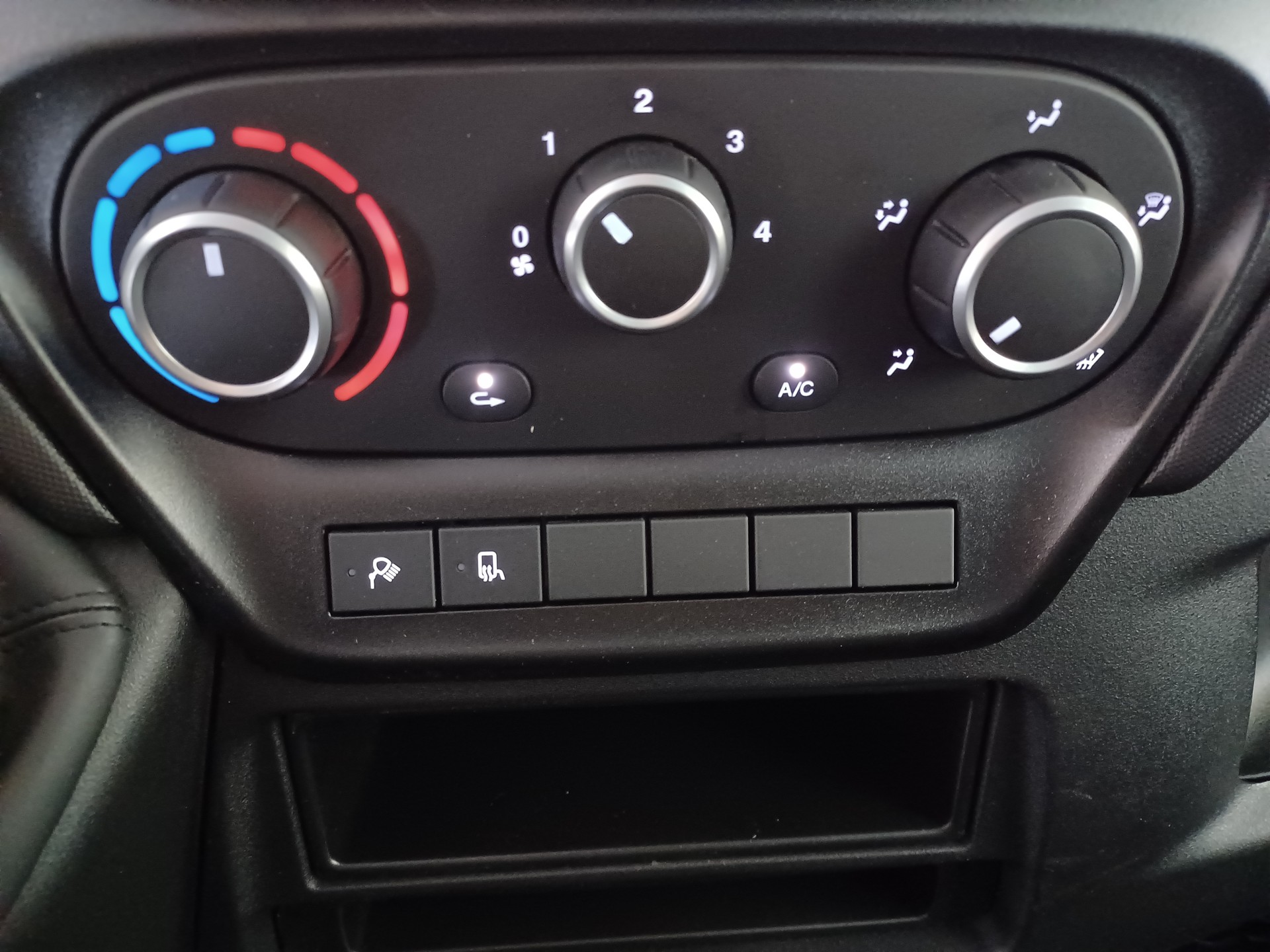 IVECO 35S18HA8V L3520 H2-image-7