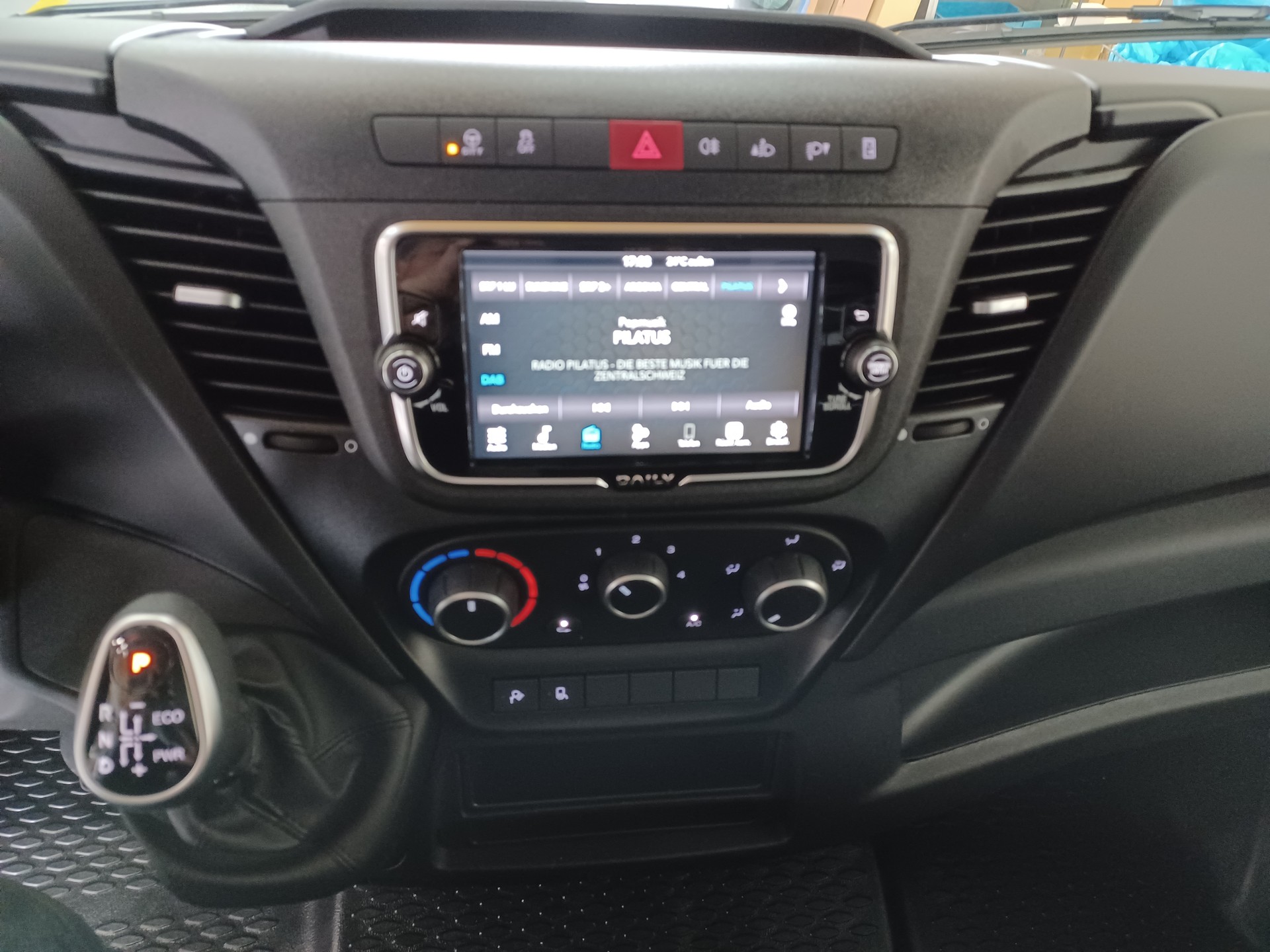 IVECO 35S18HA8V L3520 H2-image-6