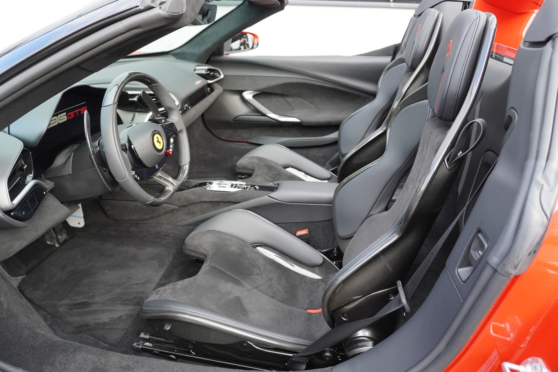 FERRARI 296 GTS-image-9