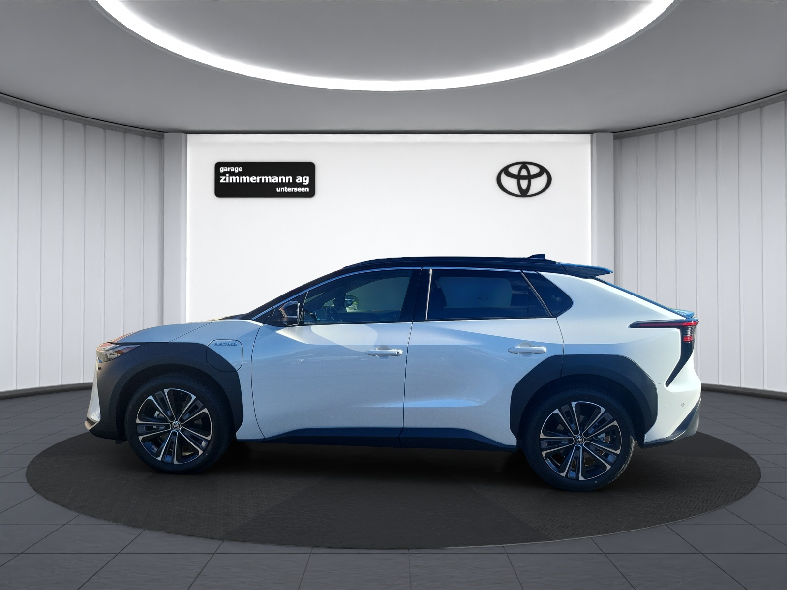 TOYOTA bZ4X Premium AWD-image-8