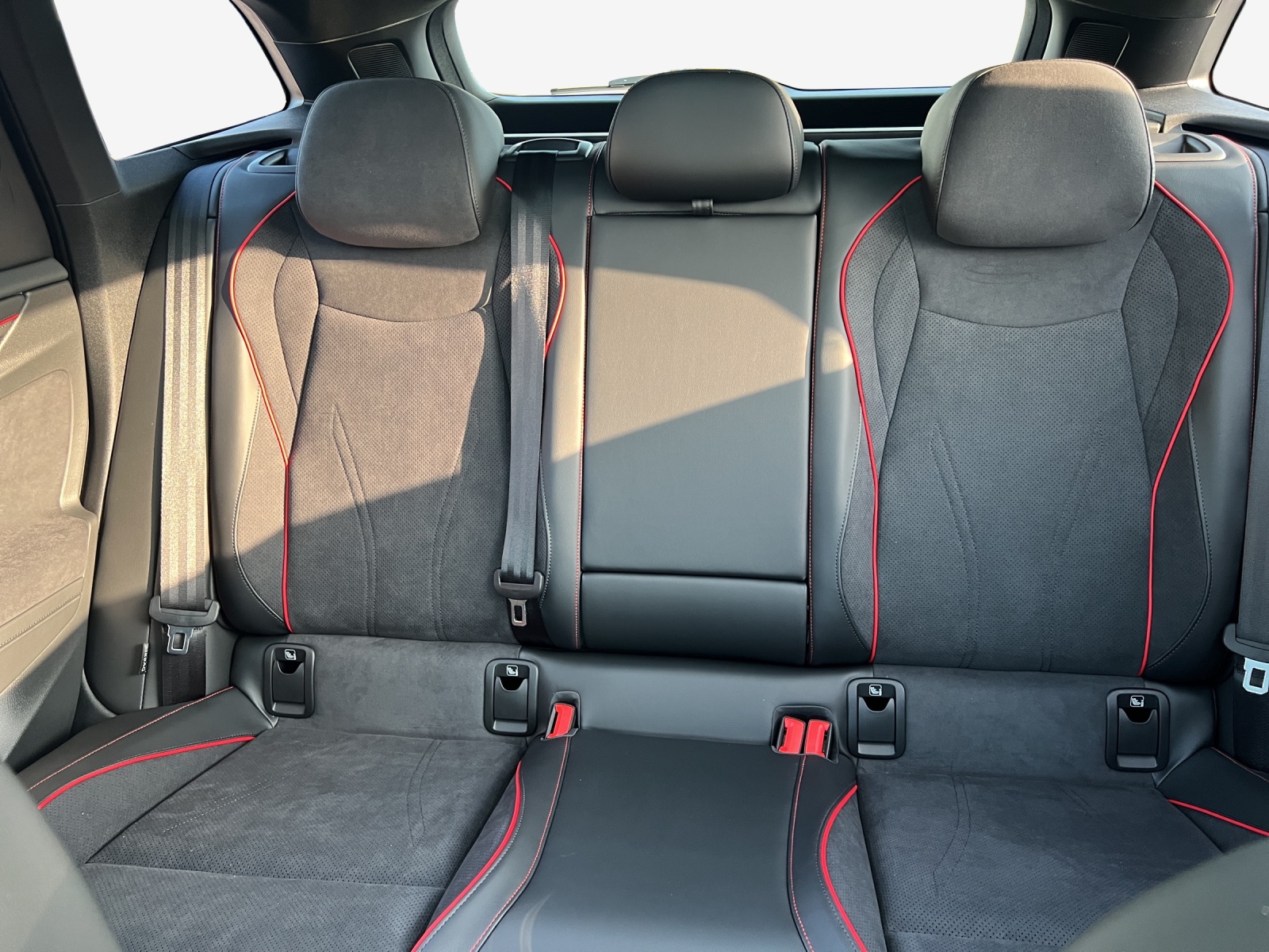 VW ID.7 Tourer GTX 86 kWh GTX 4 Motion-image-11
