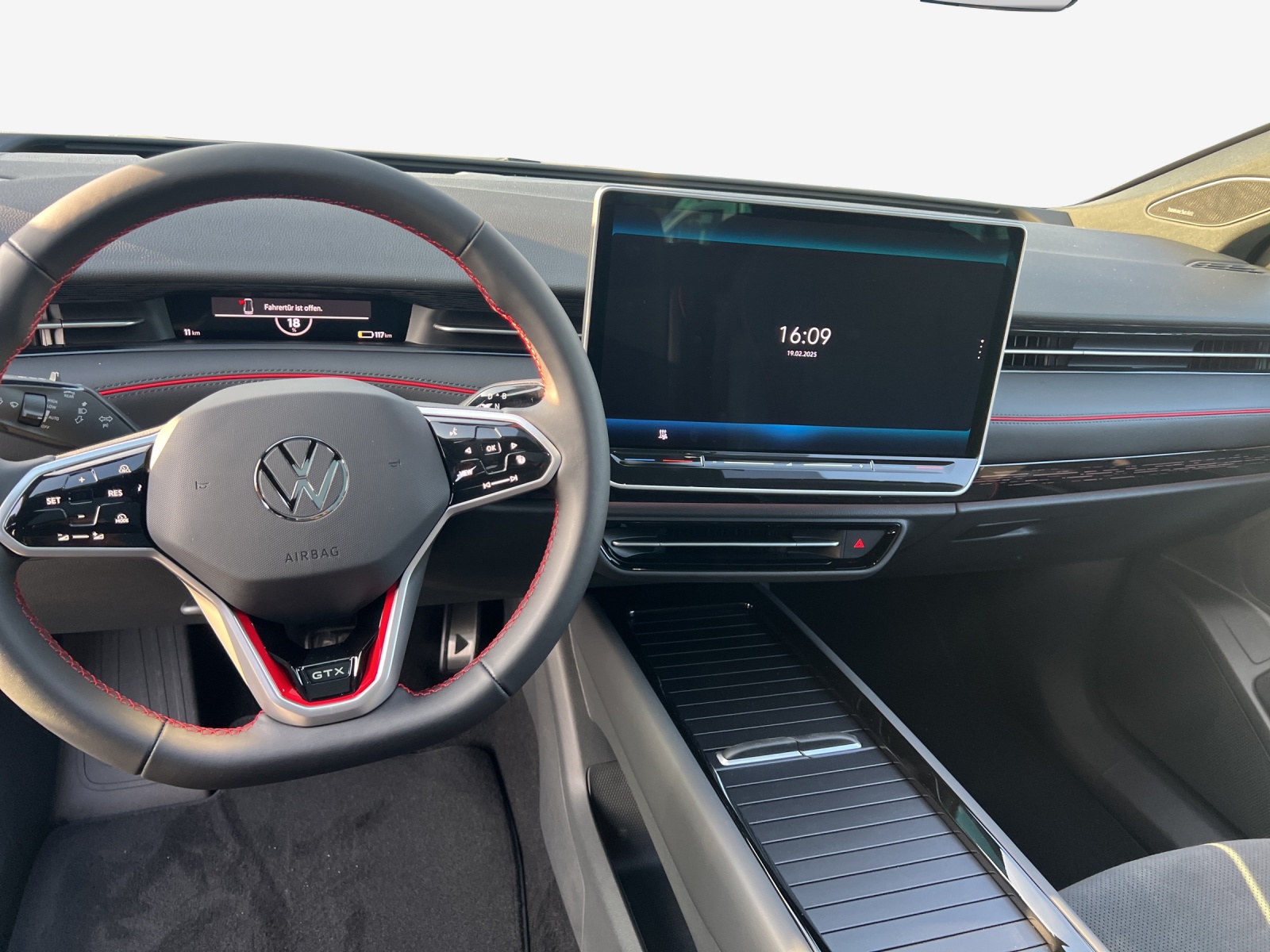 VW ID.7 Tourer GTX 86 kWh GTX 4 Motion-image-8