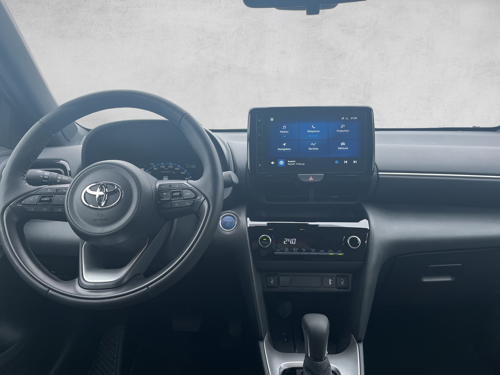 TOYOTA Yaris Cross 1.5 Team-image-10