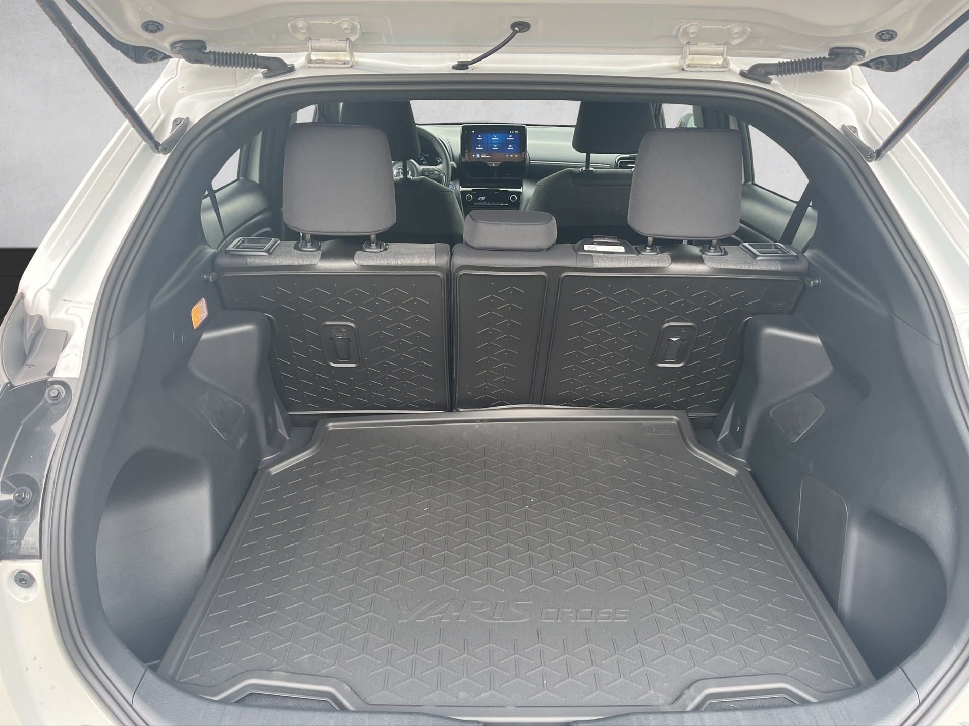 TOYOTA Yaris Cross 1.5 Team-image-12
