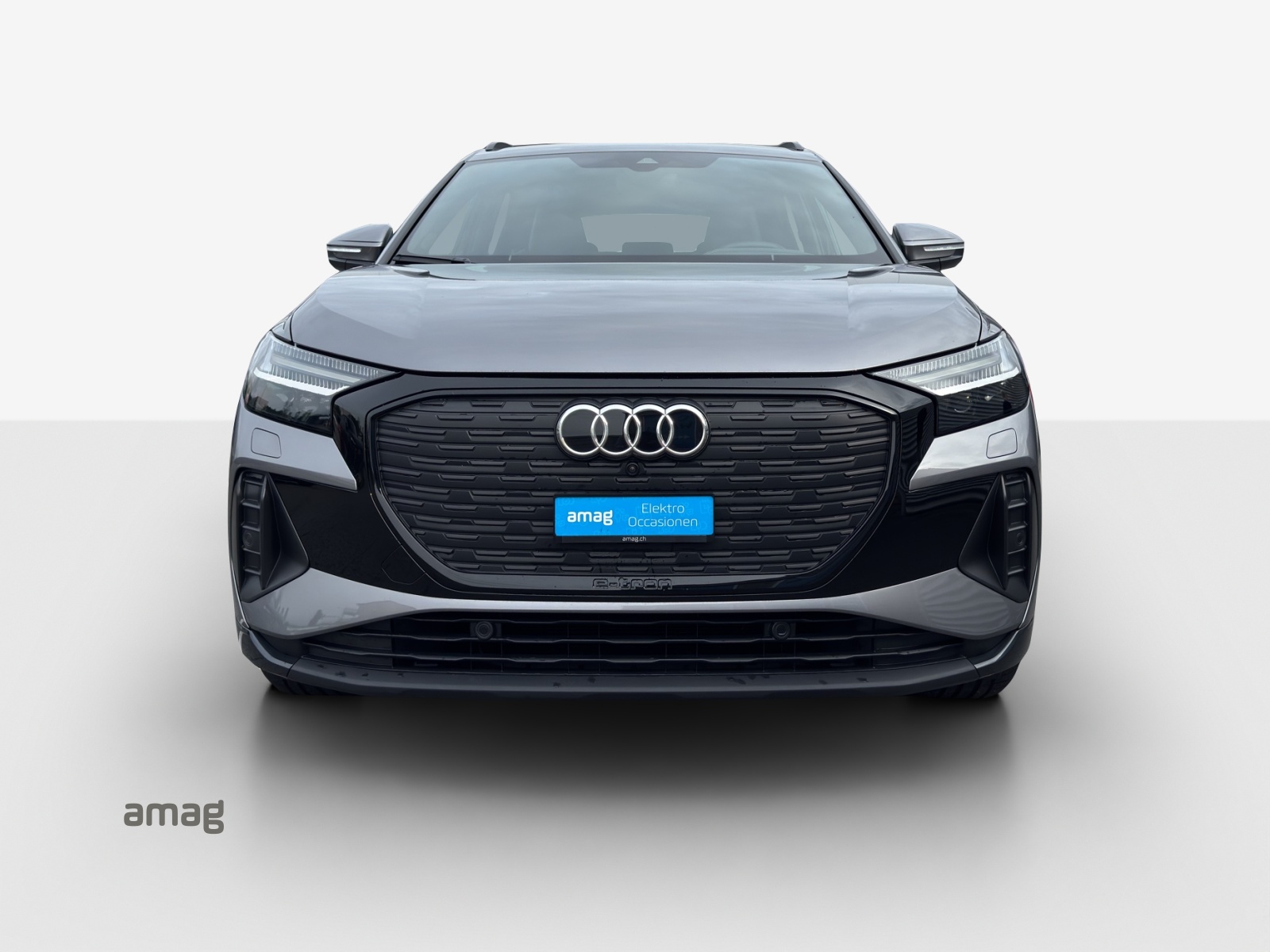 AUDI Q4 e-tron 45 Attraction quattro-image-6