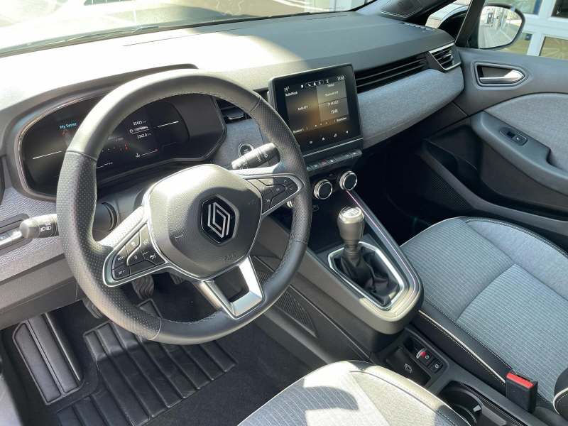 RENAULT Clio 1.0 TCe techno-image-5