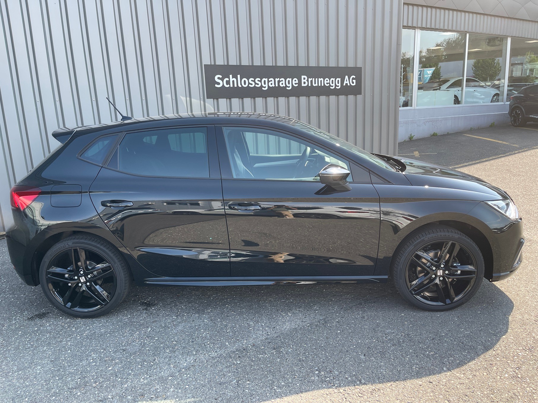 SEAT Ibiza 1.5 EcoTSI 75 Edition DSG-image-1