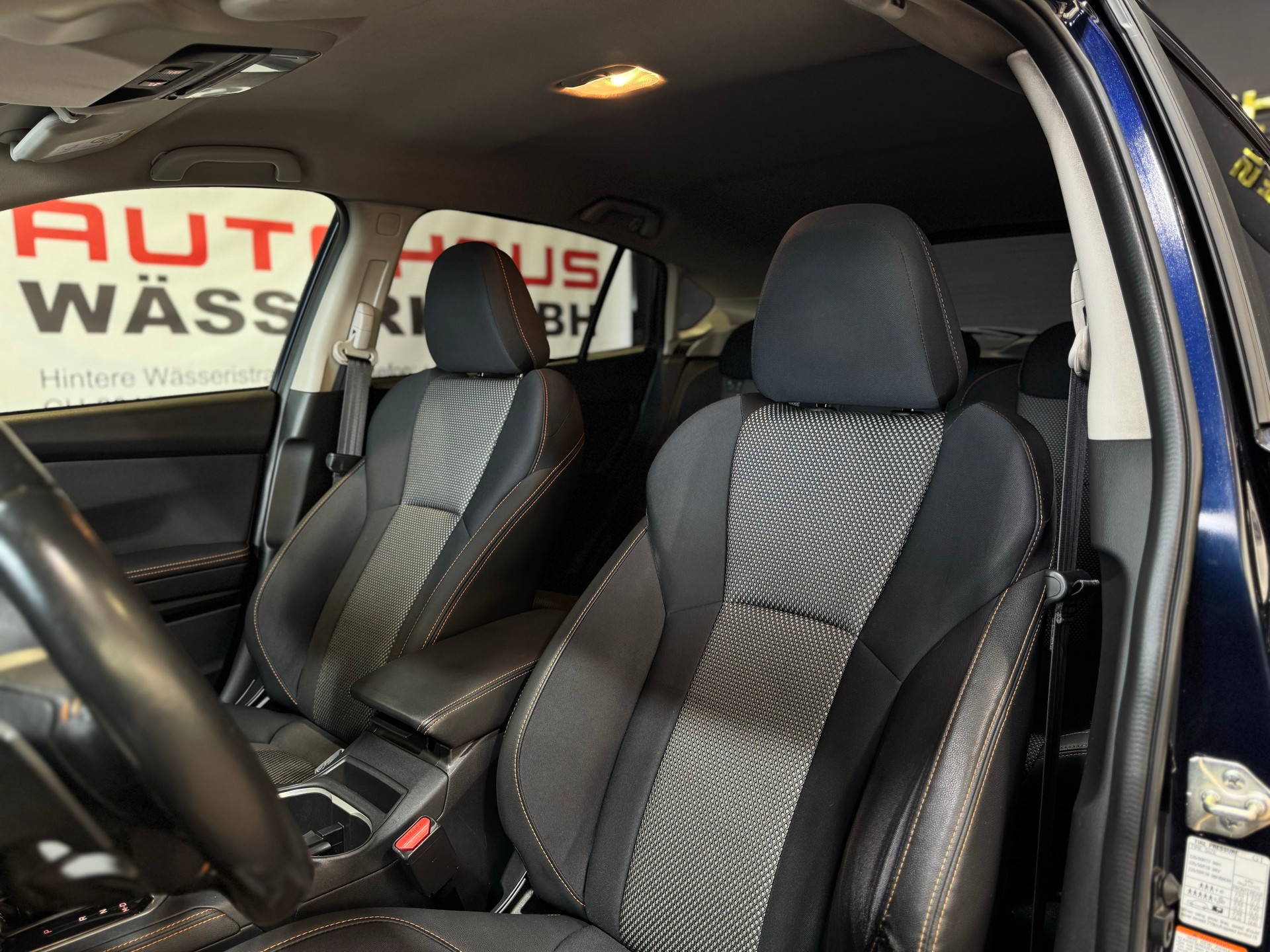 SUBARU XV 2.0 Swiss Plus AWD Lineartronic-image-12