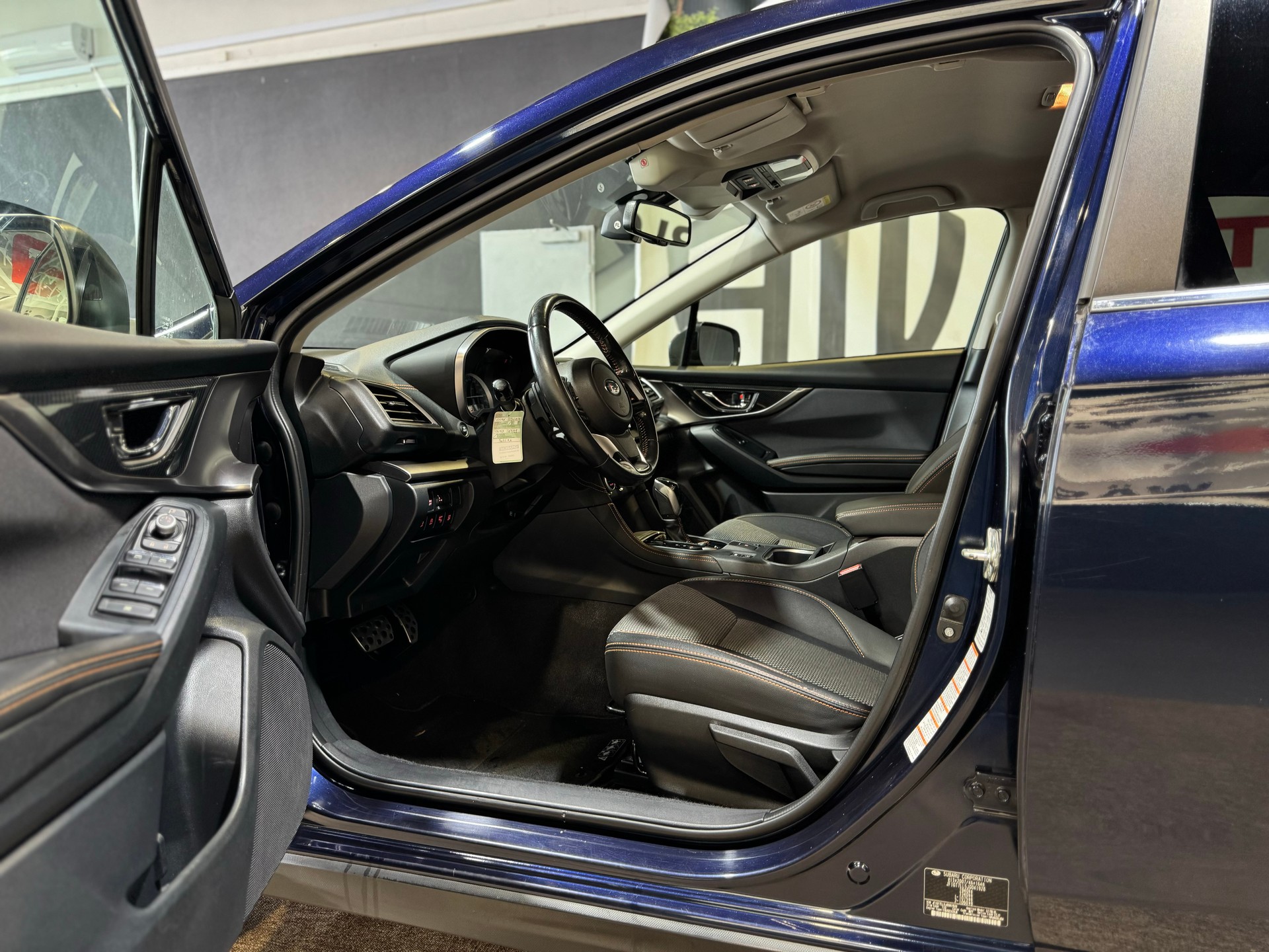 SUBARU XV 2.0 Swiss Plus AWD Lineartronic-image-8