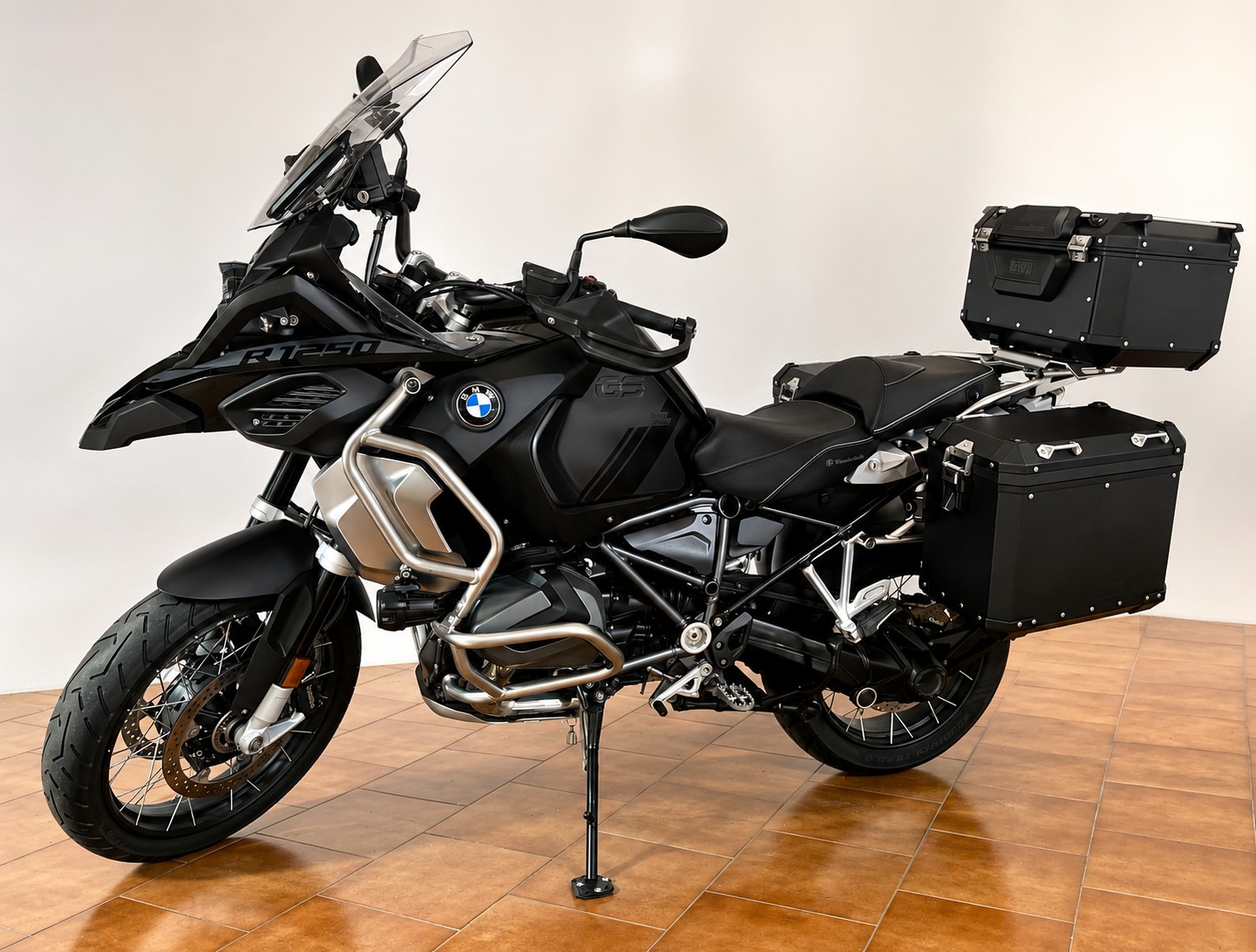 BMW R1250 GS Adventure Triple Black | Garantie 05/2028 | 1. Hand | Neu bereift