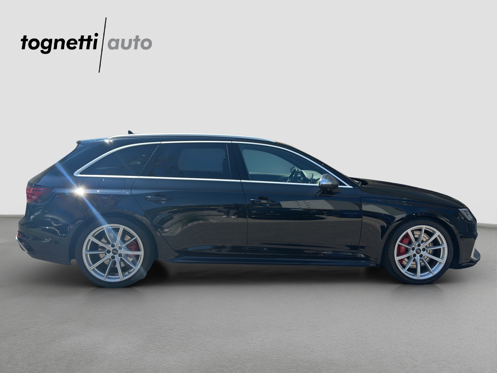 AUDI RS4 Avant 2.9 TFSI quattro tiptronic-image-2