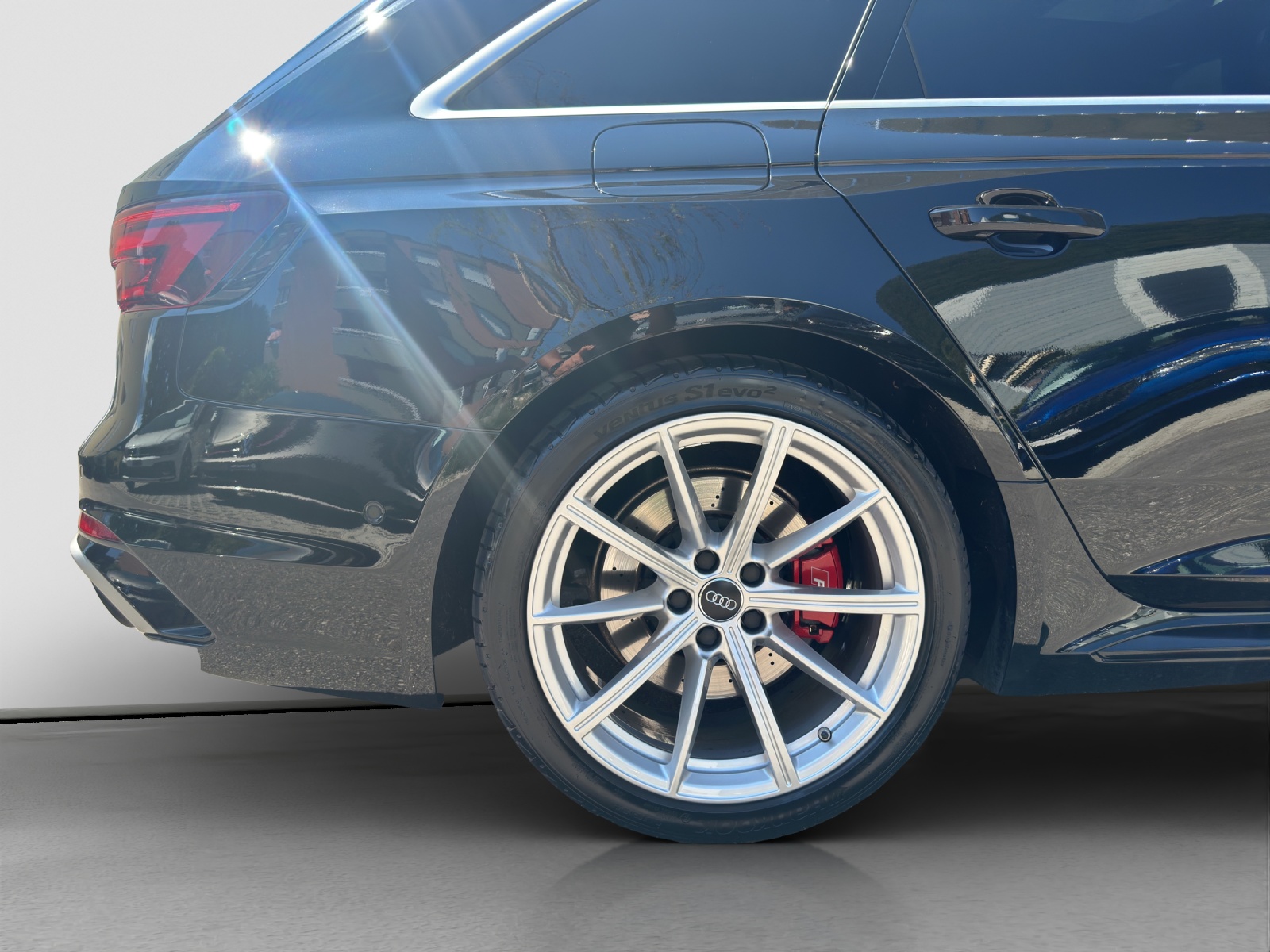 AUDI RS4 Avant 2.9 TFSI quattro tiptronic-image-4