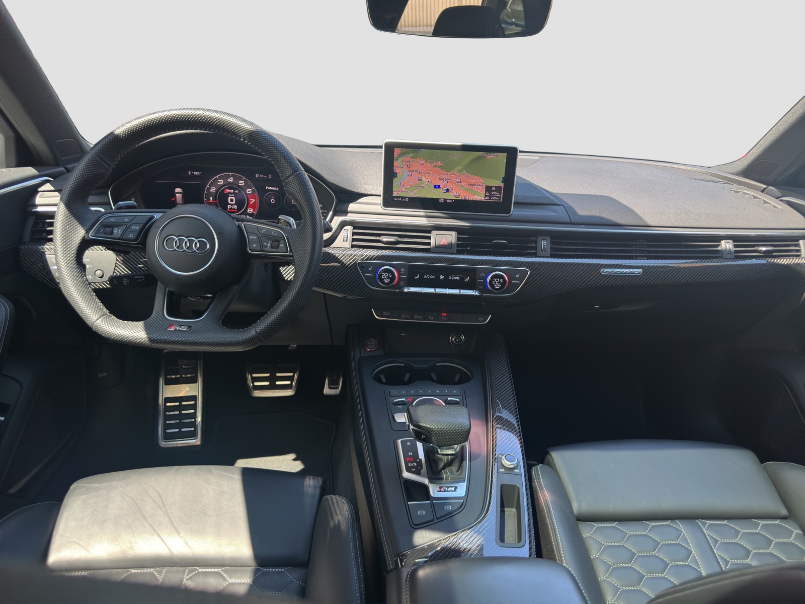 AUDI RS4 Avant 2.9 TFSI quattro tiptronic-image-8
