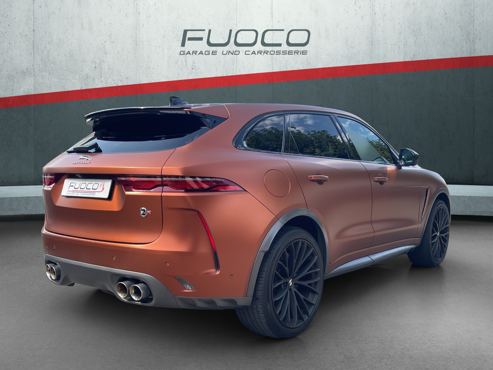 JAGUAR F-Pace 5.0 V8 SVR AWD Automatik — slika 1