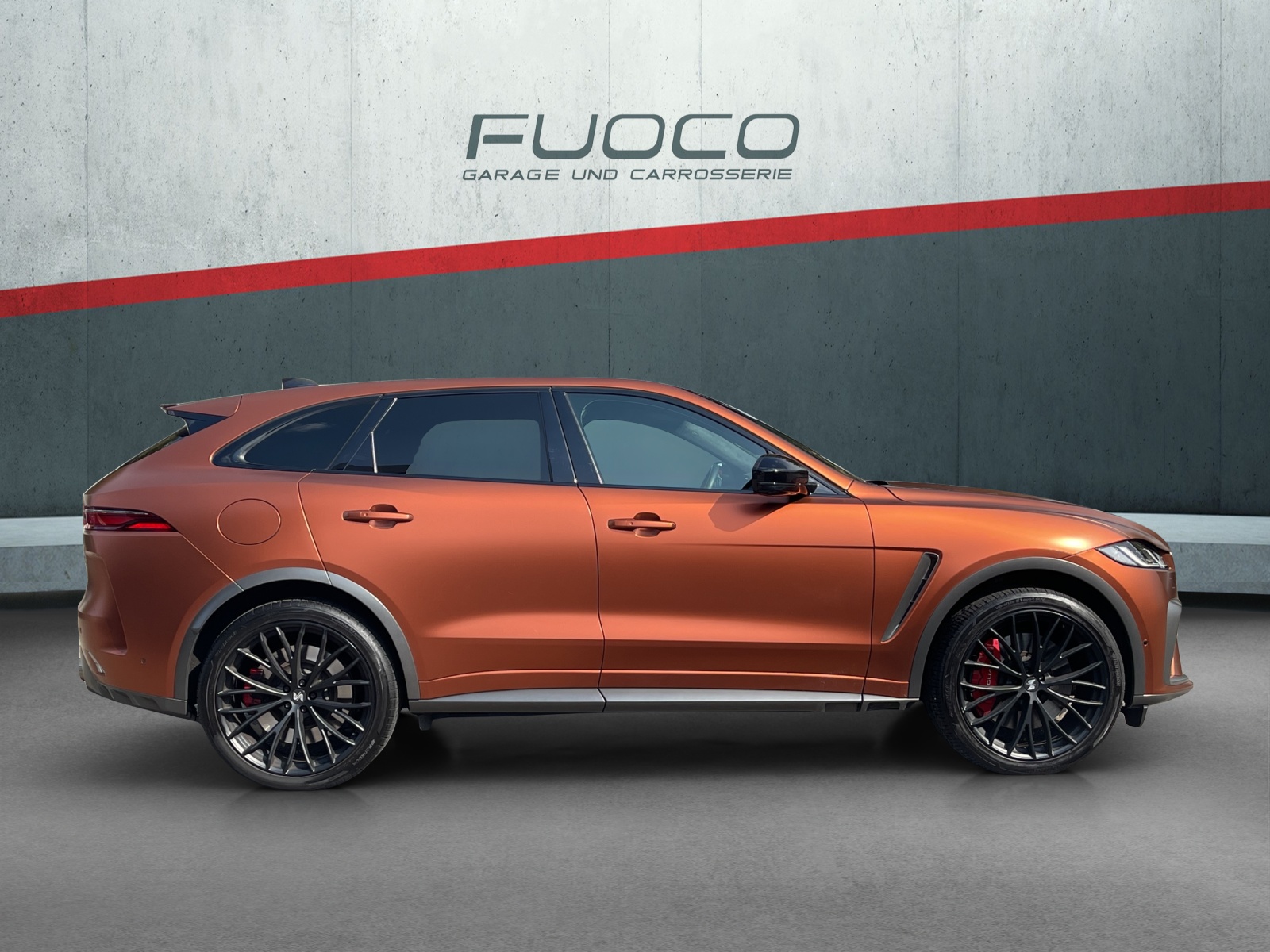 JAGUAR F-Pace 5.0 V8 SVR AWD Automatik-showroom-element-1