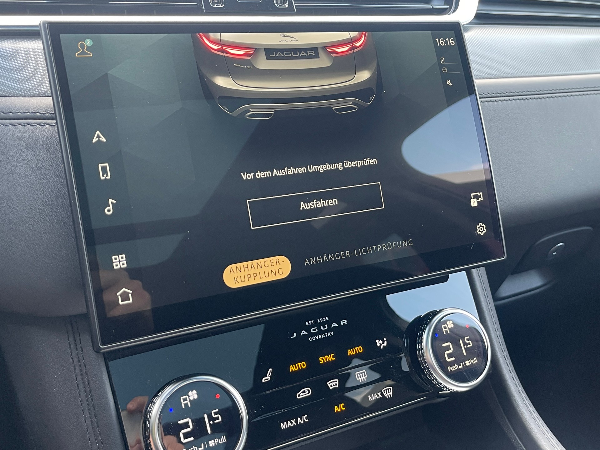 JAGUAR F-Pace 5.0 V8 SVR AWD Automatik-image-14