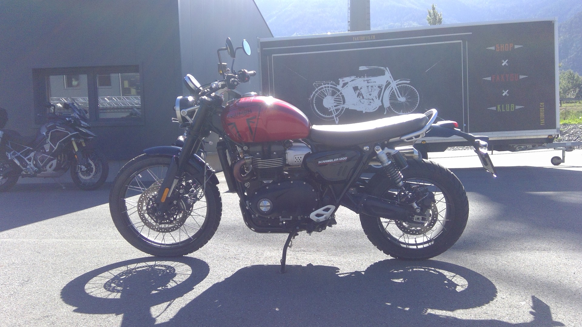 TRIUMPH Scrambler 1200 X-image-3
