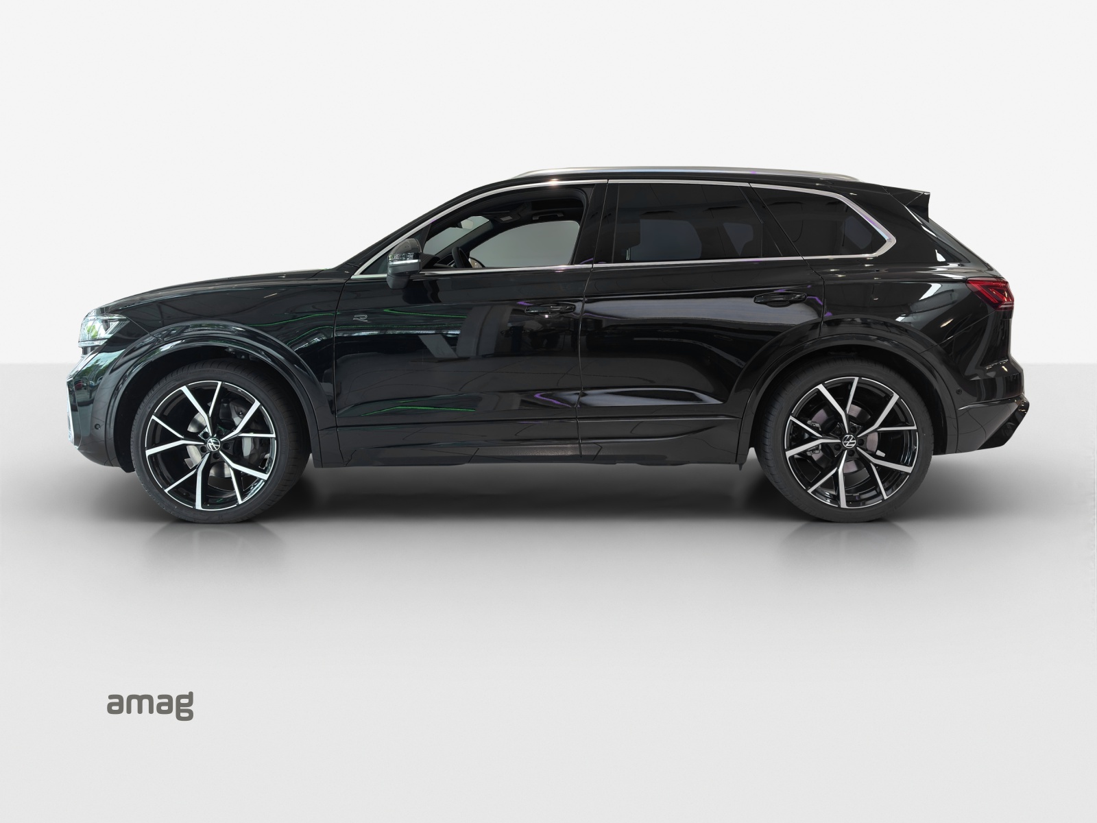 VW Touareg 3.0 TDI R-Line Tiptronic-image-1