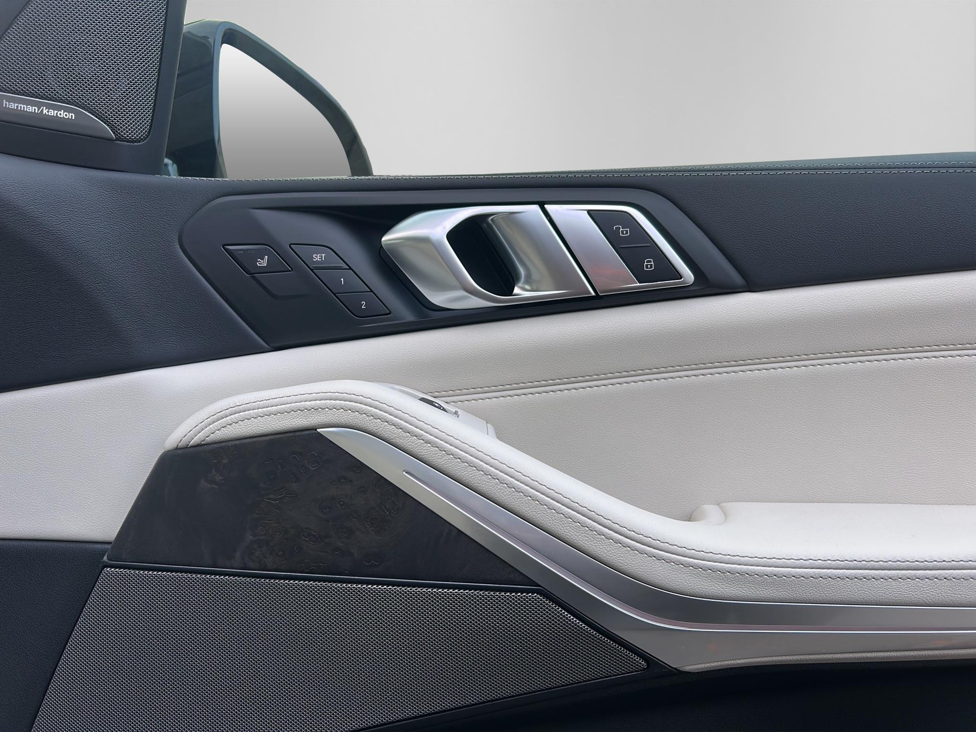 BMW X7 40d xDrive M Sport Pro-image-21