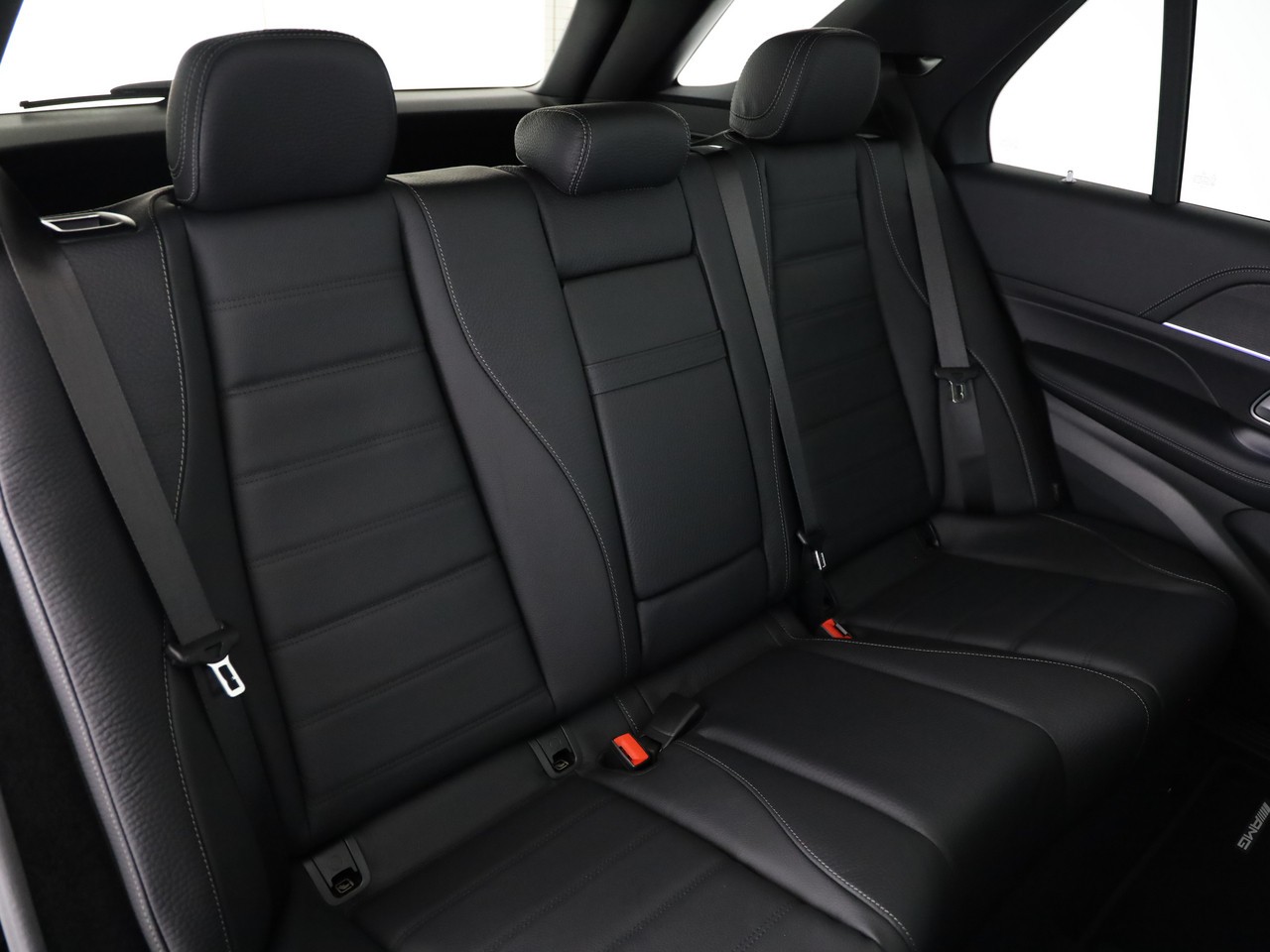 MERCEDES-BENZ GLE 300 d 4Matic 9G-Tronic-image-9
