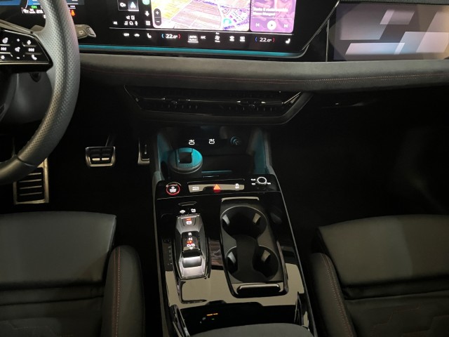 AUDI S6 Avant e-tron quattro-image-14